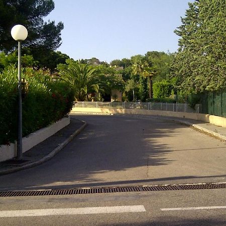 Superb Apartment With Balcony Near The Beach Saint-Raphael  Bagian luar foto